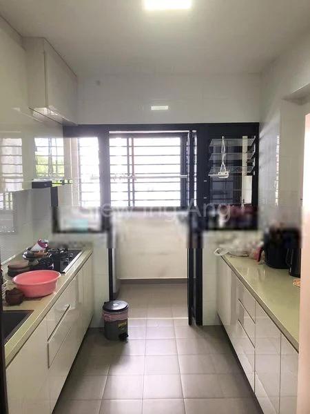 4 Room (4A) HDB for Rent in  29 Ghim Moh Link - Image 5